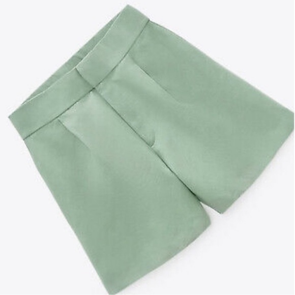 Zara | Mint Green Linen Shorts - Picture 3 of 6